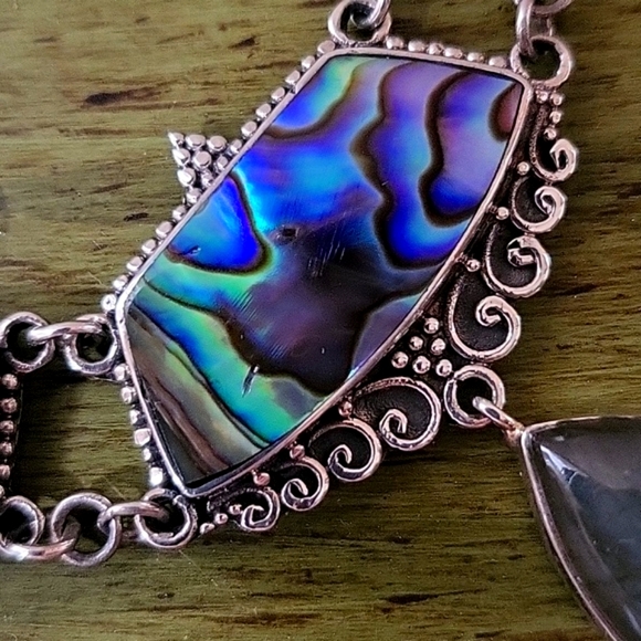Stunning Abalone neck piece - Picture 2 of 11